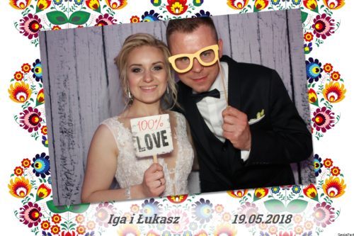 Iga i Łukasz z fotobudką SesjaParty
